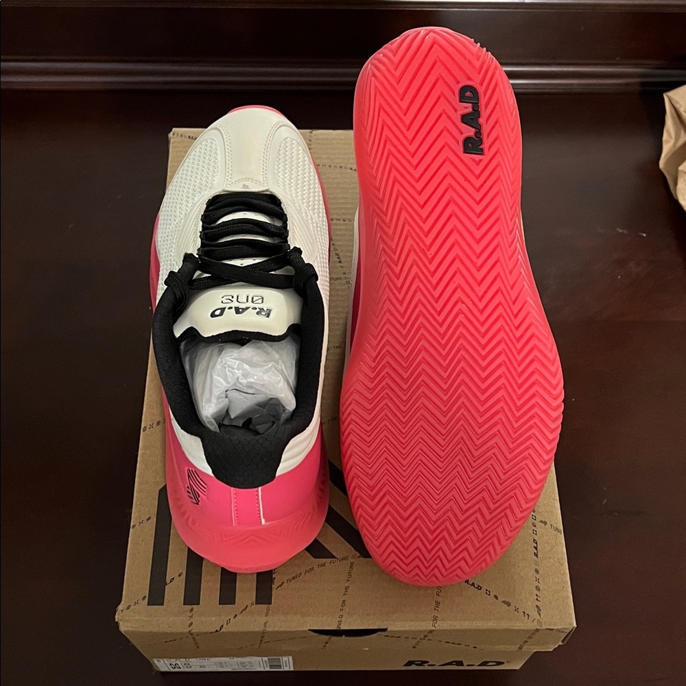 R.A.D. One - M8/W9.5 - NWT